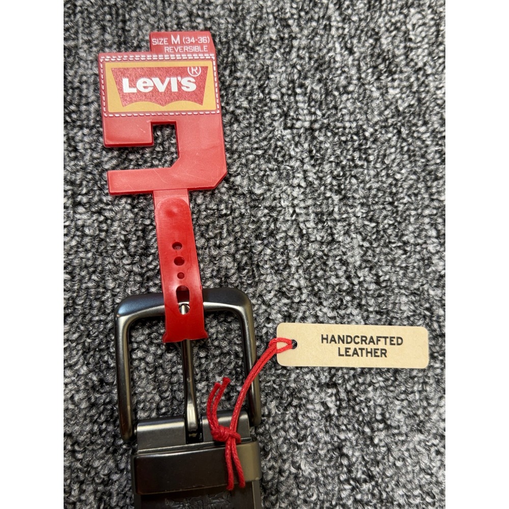 Levis Mens Reversible Leather Belt Black Brown Gunmetal Buckle Medium 34-36 NEW